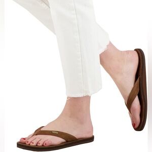NWT Reef Drift Away Women’s Flipflop Sandal